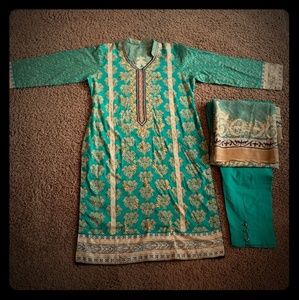 Pakistani lawn kameez shalwar